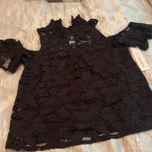 Lace cold shoulder top